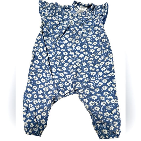 Carters Blue Floral Baby long sleeve Romper size 3 mo - Picture 1 of 4
